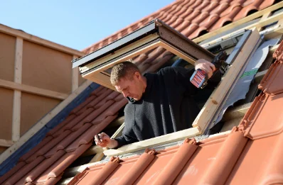 Pose de fenêtres de toit Velux à Anthé